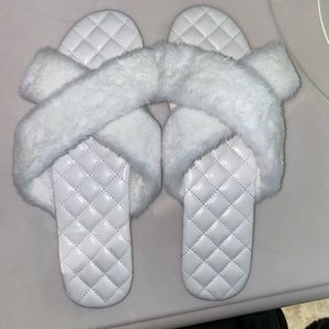 SHEIN Criss Cross Fluffy White Sandals